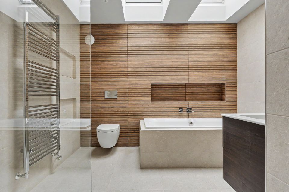 Plot 7 - Vale View, Bathroom