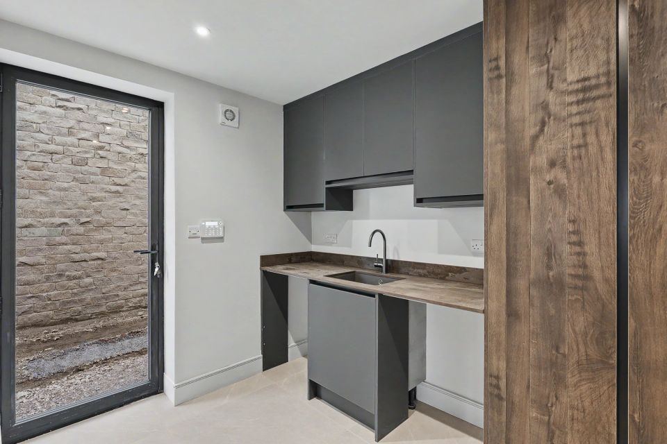 Plot 7, Vale View - Utility Room